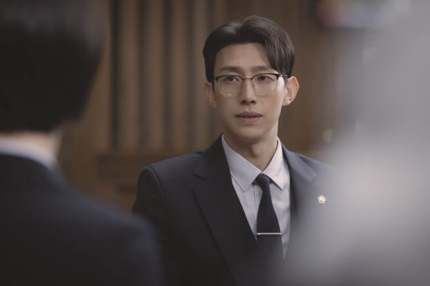 Extraordinary Attorney Woo giúp tài tử này đổi đời sau 14 năm mờ nhạt: Diễn quá đỉnh, đến Kang Tae Oh cũng lép vế - Ảnh 4.