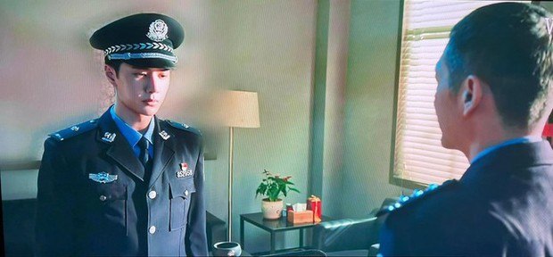 Phim mới của Vương Nhất Bác “cài cắm” hình ảnh đường lưỡi bò, nhà phát hành gỡ phim - Ảnh 2.