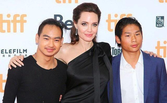 Angelina Jolie thuê Maddox và Pax Thiên làm việc cho mình - 1