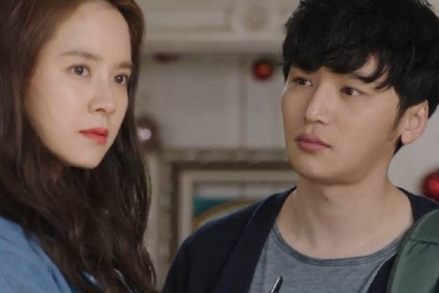 Loạt phim Hàn bị giảm số tập vì tỷ suất người xem thấp: Jung Hae In - Song Ji Hyo góp mặt - Ảnh 4.